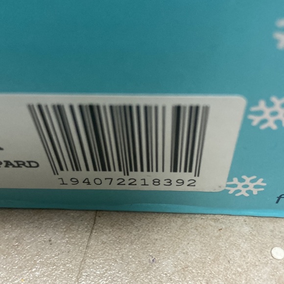 Baretraps Augustine Leopard lace-up Bootie. Size 9M. New w/box. - Picture 11 of 11